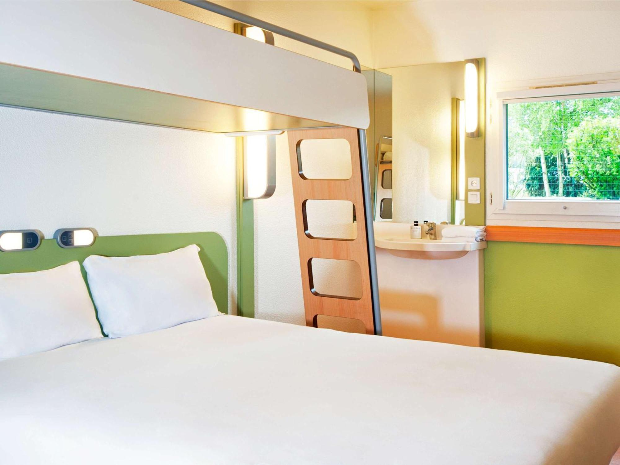 Ibis Budget Marseille Vitrolles Vitrolles  Eksteriør bilde