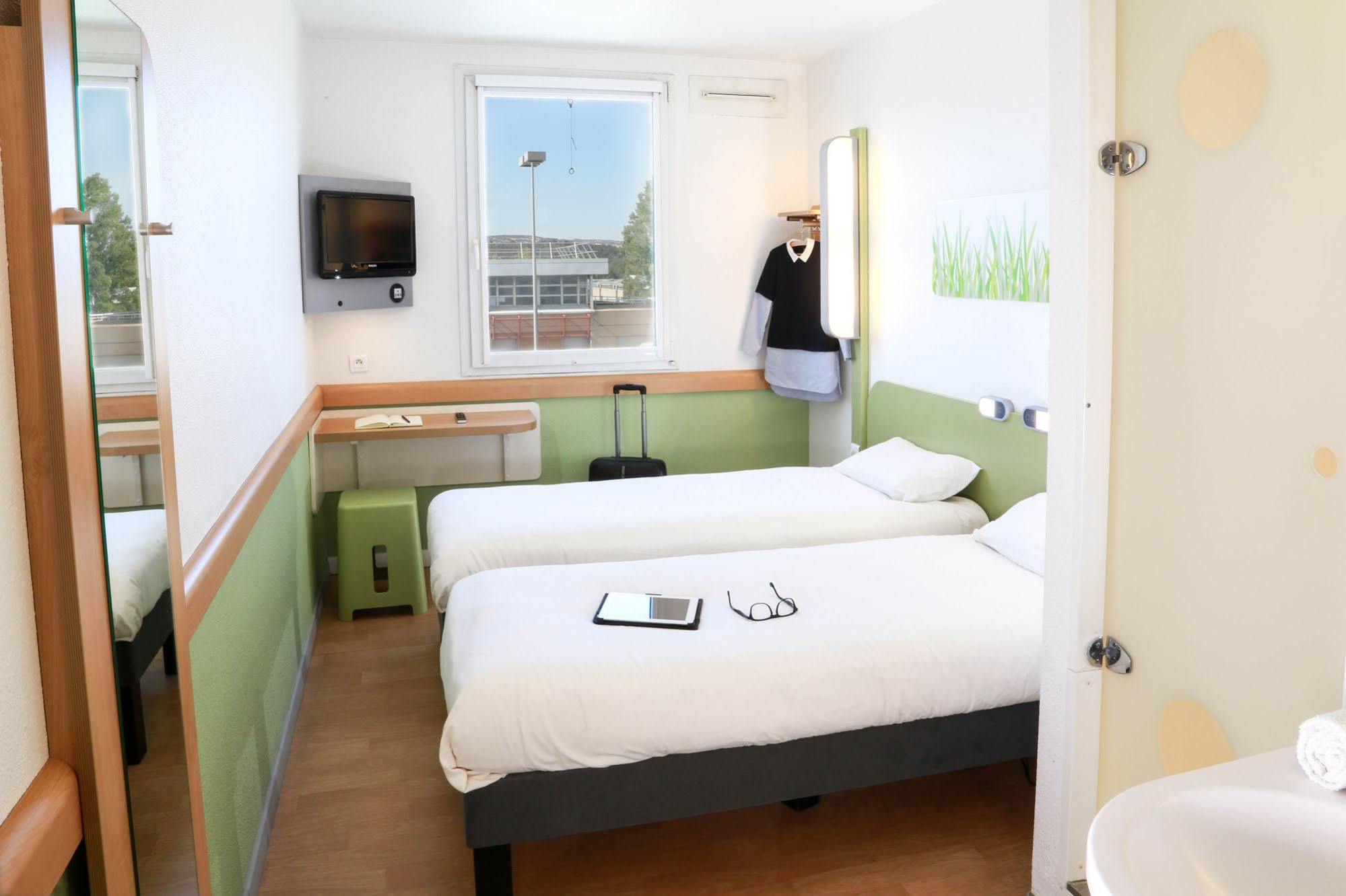 Ibis Budget Marseille Vitrolles Vitrolles  Eksteriør bilde